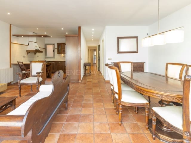 3 soveværelse Lejlighed til salg i Blanes - € 300.000 (Ref: 9804198)