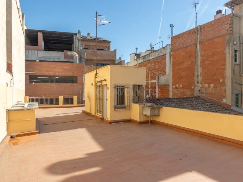 3 soveværelse Lejlighed til salg i Blanes - € 300.000 (Ref: 9804198)