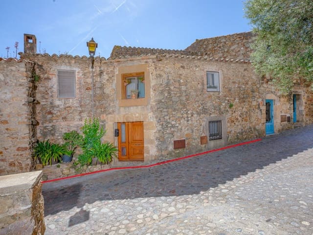 3 makuuhuone Omakotitalo myytävänä paikassa Pals - 395 000 € (Ref: 9806363)