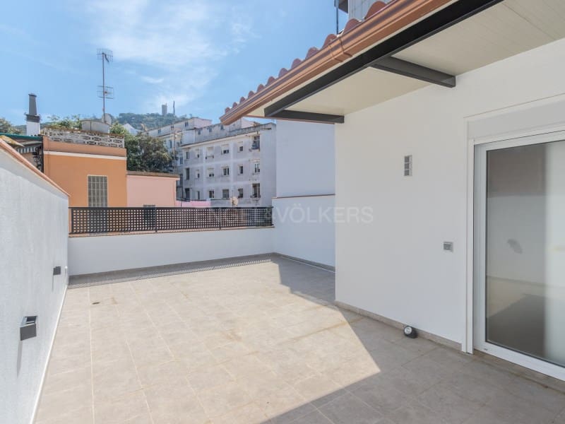 5 makuuhuone Huvila myytävänä paikassa Blanes - 575 000 € (Ref: 9806364)