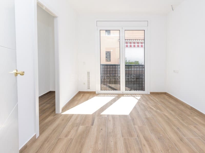 5 makuuhuone Huvila myytävänä paikassa Blanes - 575 000 € (Ref: 9806364)