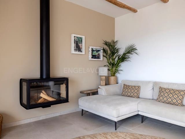 5 slaapkamer Villa te koop in Vall-llobrega met zwembad garage - € 1.975.000 (Ref: 9806370)