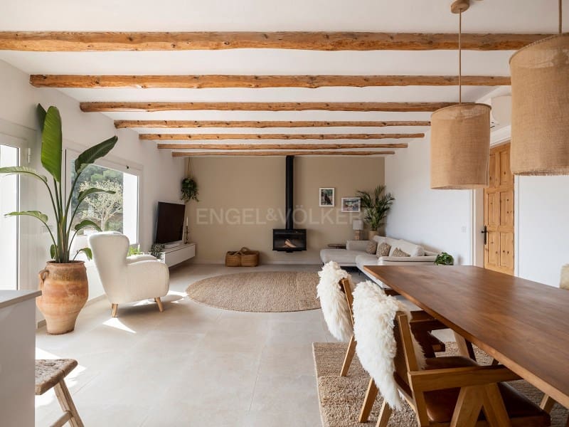 5 slaapkamer Villa te koop in Vall-llobrega met zwembad garage - € 1.975.000 (Ref: 9806370)