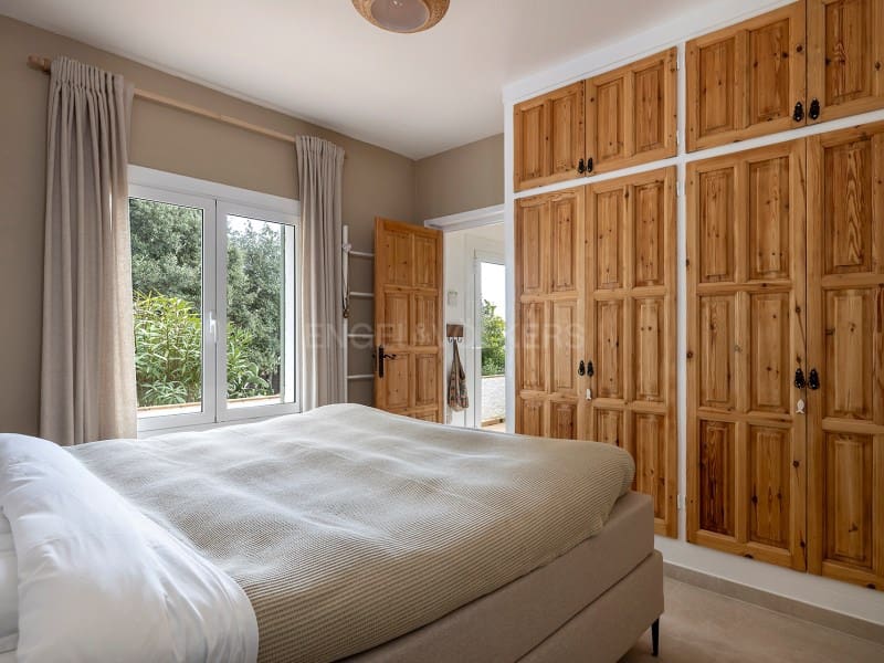 5 slaapkamer Villa te koop in Vall-llobrega met zwembad garage - € 1.975.000 (Ref: 9806370)