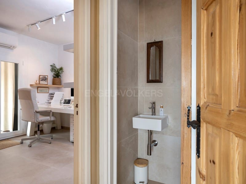 5 slaapkamer Villa te koop in Vall-llobrega met zwembad garage - € 1.975.000 (Ref: 9806370)