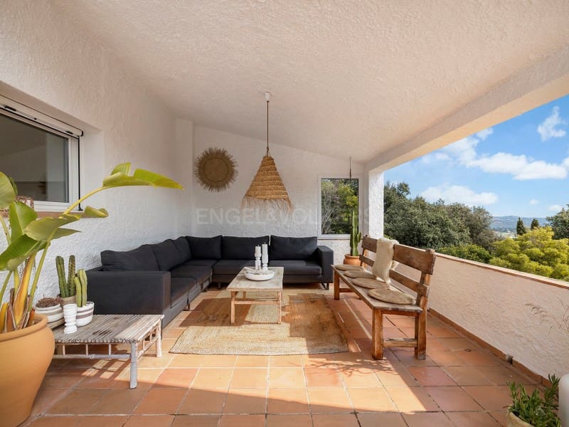 5 slaapkamer Villa te koop in Vall-llobrega met zwembad garage - € 1.975.000 (Ref: 9806370)