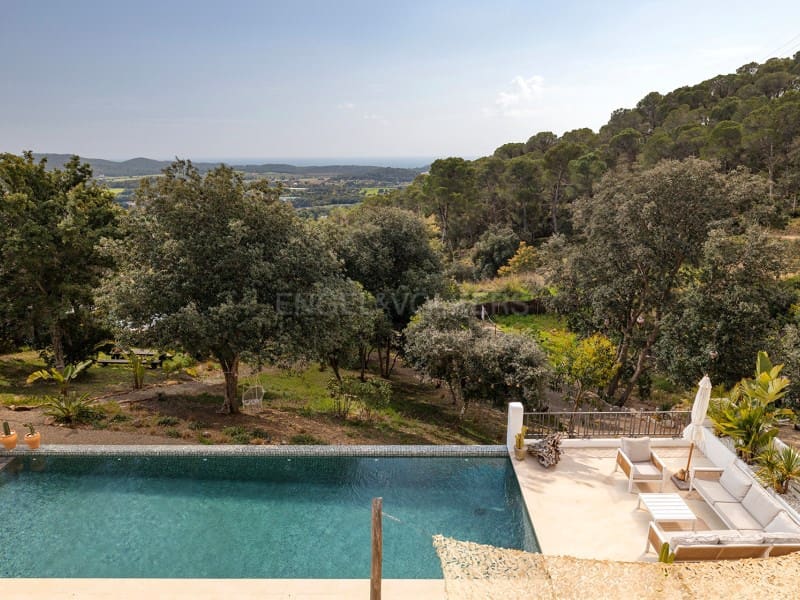 5 slaapkamer Villa te koop in Vall-llobrega met zwembad garage - € 1.975.000 (Ref: 9806370)