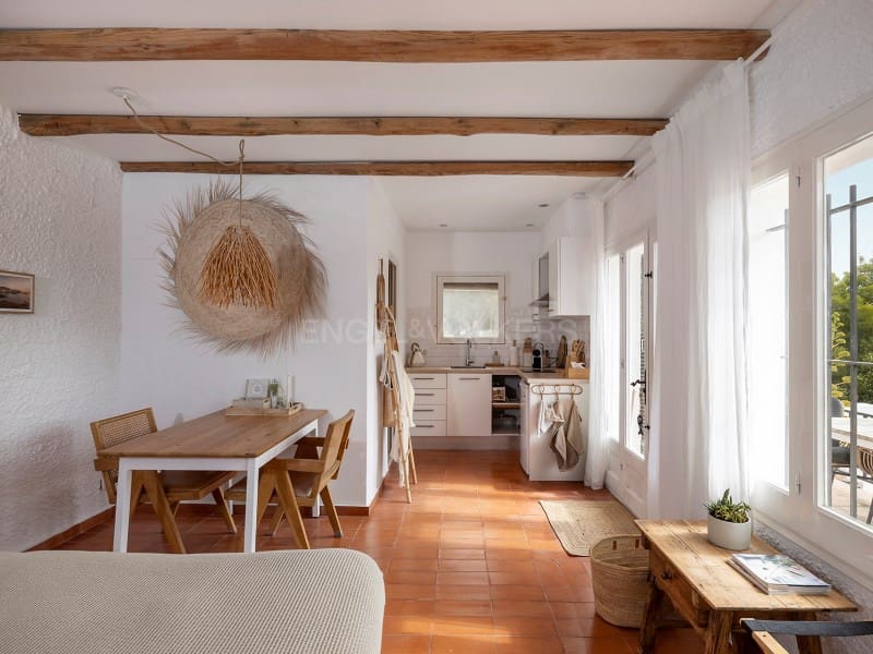 5 slaapkamer Villa te koop in Vall-llobrega met zwembad garage - € 1.975.000 (Ref: 9806370)