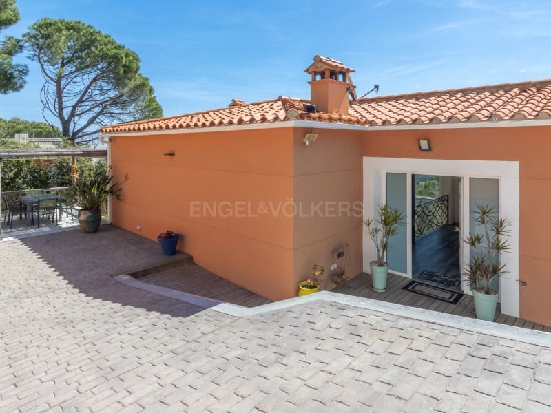 3 soveværelse Villa til salg i Sant Feliu de Guixols med swimmingpool garage - € 645.000 (Ref: 9806372)