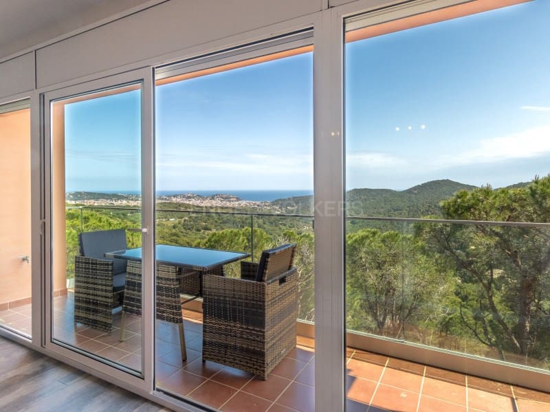 3 soveværelse Villa til salg i Sant Feliu de Guixols med swimmingpool garage - € 645.000 (Ref: 9806372)