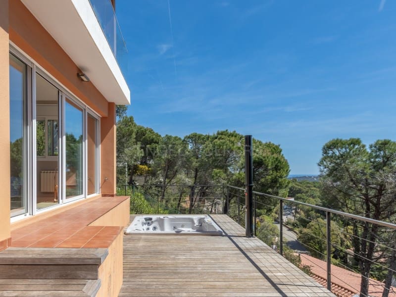 3 soveværelse Villa til salg i Sant Feliu de Guixols med swimmingpool garage - € 645.000 (Ref: 9806372)