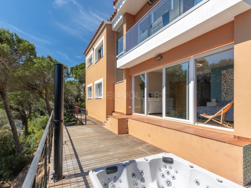 3 soveværelse Villa til salg i Sant Feliu de Guixols med swimmingpool garage - € 645.000 (Ref: 9806372)