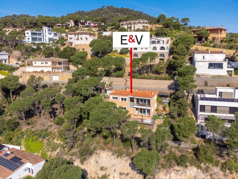 3 soveværelse Villa til salg i Sant Feliu de Guixols med swimmingpool garage - € 645.000 (Ref: 9806372)
