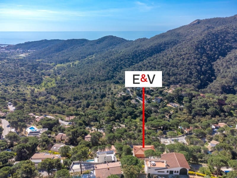 3 soveværelse Villa til salg i Sant Feliu de Guixols med swimmingpool garage - € 645.000 (Ref: 9806372)
