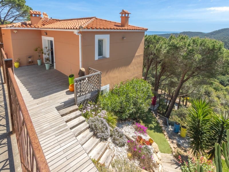 3 soveværelse Villa til salg i Sant Feliu de Guixols med swimmingpool garage - € 645.000 (Ref: 9806372)