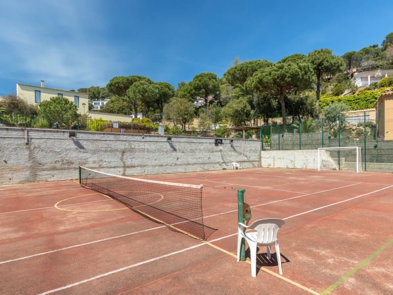 3 soveværelse Villa til salg i Sant Feliu de Guixols med swimmingpool garage - € 645.000 (Ref: 9806372)