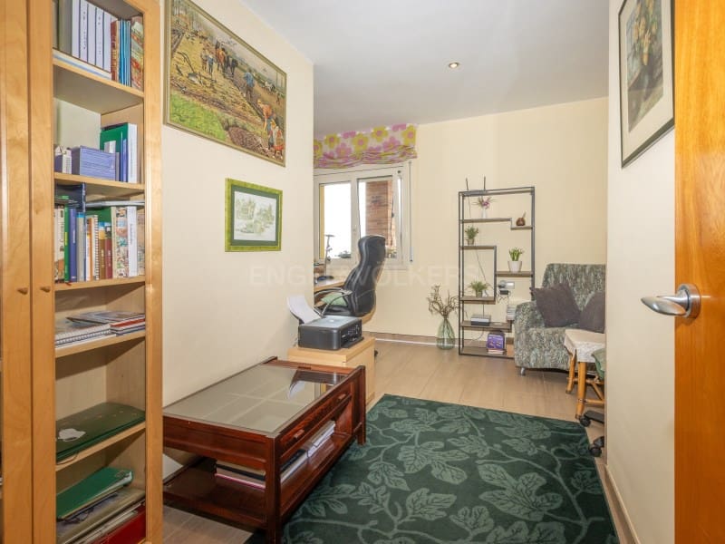 5 Zimmer Villa zu verkaufen in Lloret de Mar mit Pool Garage - 790.000 € (Ref: 9808010)