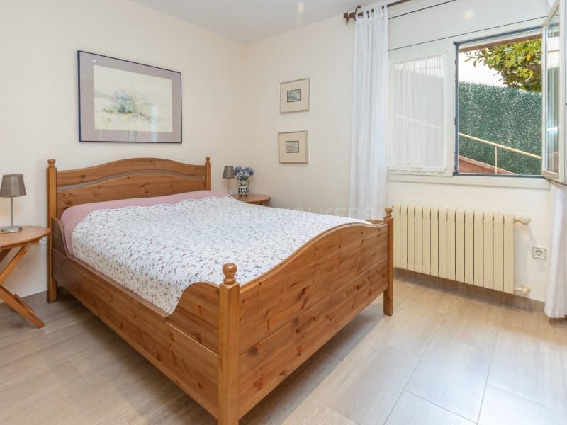 5 Zimmer Villa zu verkaufen in Lloret de Mar mit Pool Garage - 790.000 € (Ref: 9808010)