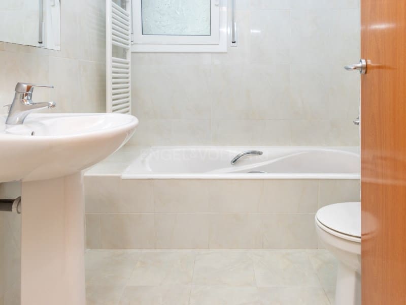 5 Zimmer Villa zu verkaufen in Lloret de Mar mit Pool Garage - 790.000 € (Ref: 9808010)