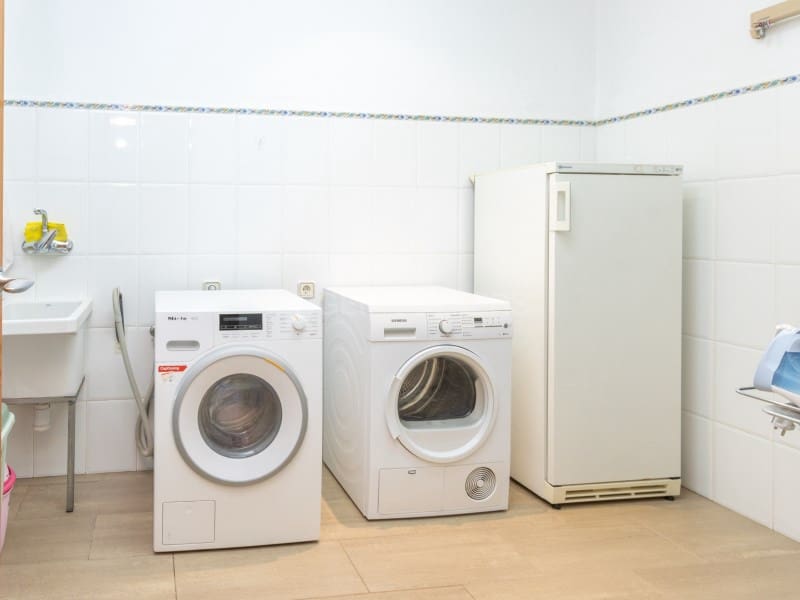 5 Zimmer Villa zu verkaufen in Lloret de Mar mit Pool Garage - 790.000 € (Ref: 9808010)