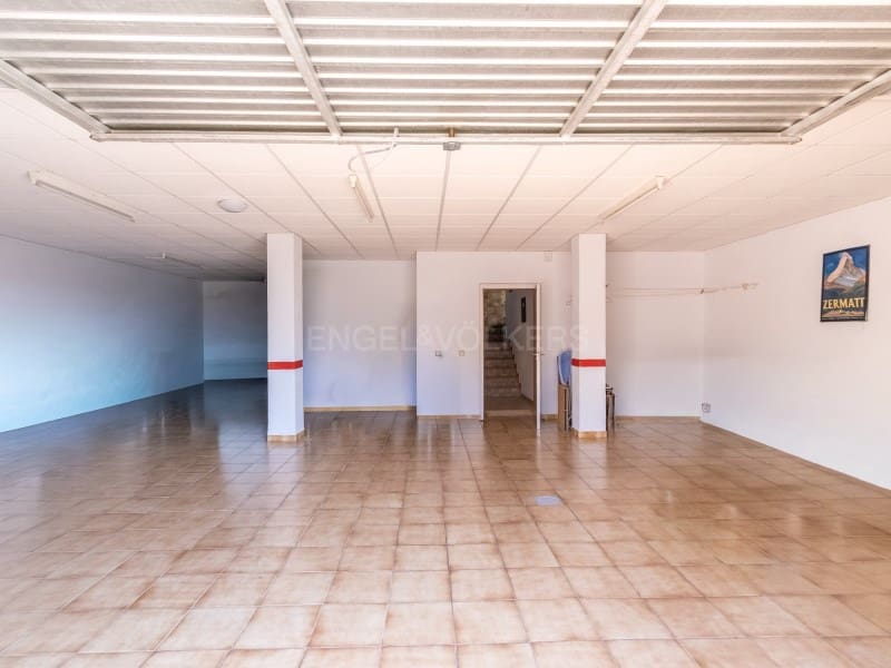 5 Zimmer Villa zu verkaufen in Lloret de Mar mit Pool Garage - 790.000 € (Ref: 9808010)