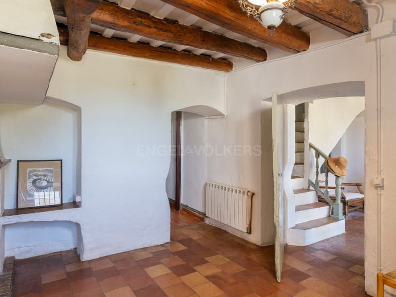 6 bedroom Finca/Country House for sale in Foixa - € 1,050,000 (Ref: 9811472)