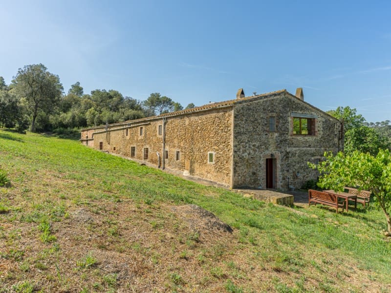 6 bedroom Finca/Country House for sale in Foixa - € 1,050,000 (Ref: 9811472)