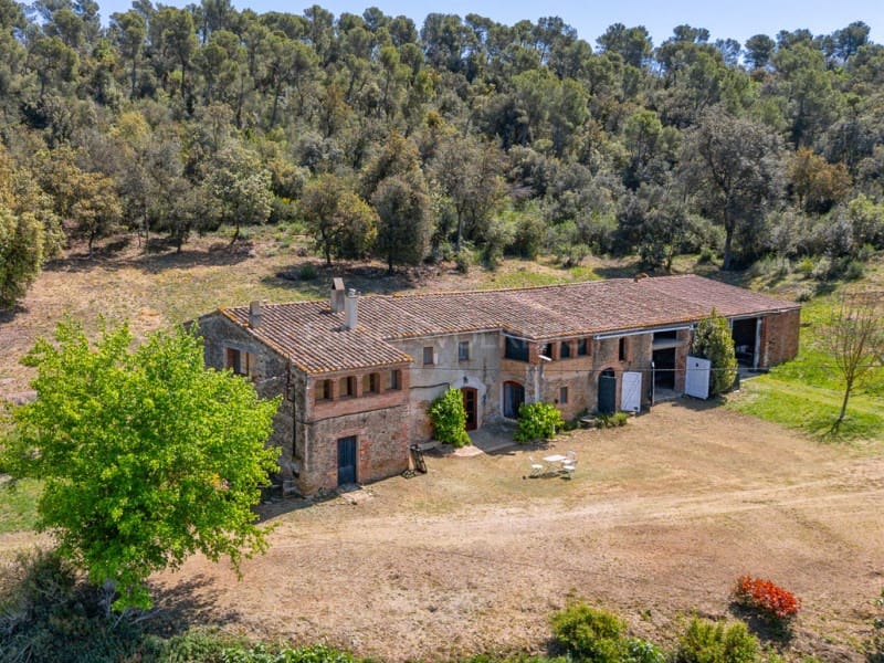 6 bedroom Finca/Country House for sale in Foixa - € 1,050,000 (Ref: 9811472)