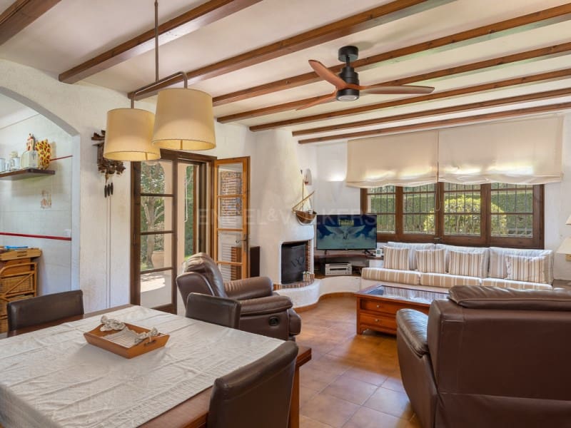 3 slaapkamer Huis te koop in Pals met zwembad garage - € 650.000 (Ref: 9817965)