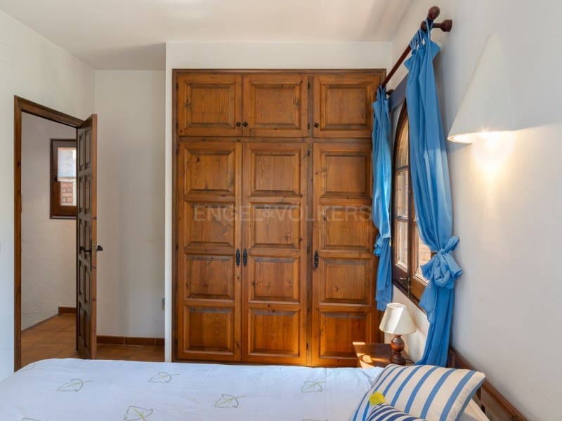 3 slaapkamer Huis te koop in Pals met zwembad garage - € 650.000 (Ref: 9817965)