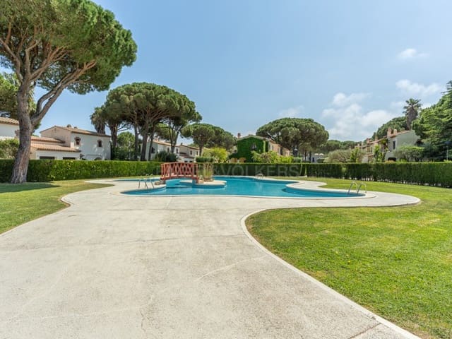 3 slaapkamer Huis te koop in Pals met zwembad garage - € 650.000 (Ref: 9817965)