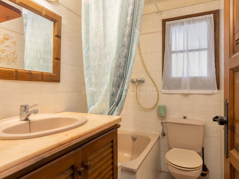 3 slaapkamer Huis te koop in Pals met zwembad garage - € 650.000 (Ref: 9817965)