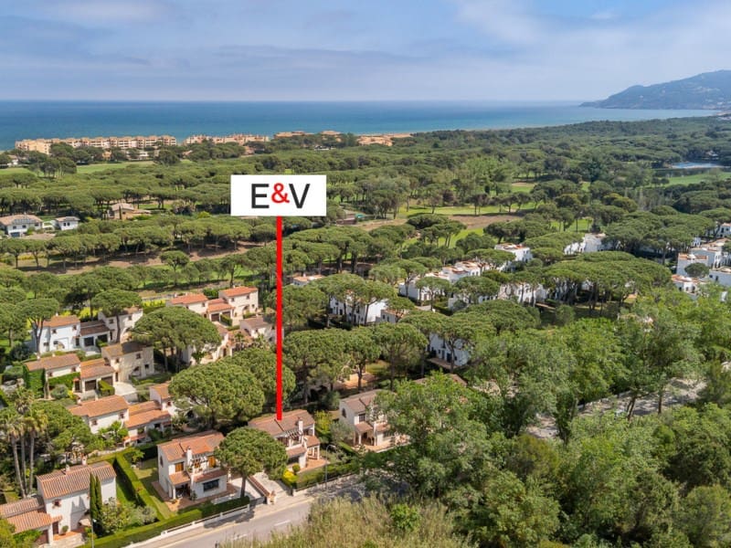 3 slaapkamer Huis te koop in Pals met zwembad garage - € 650.000 (Ref: 9817965)