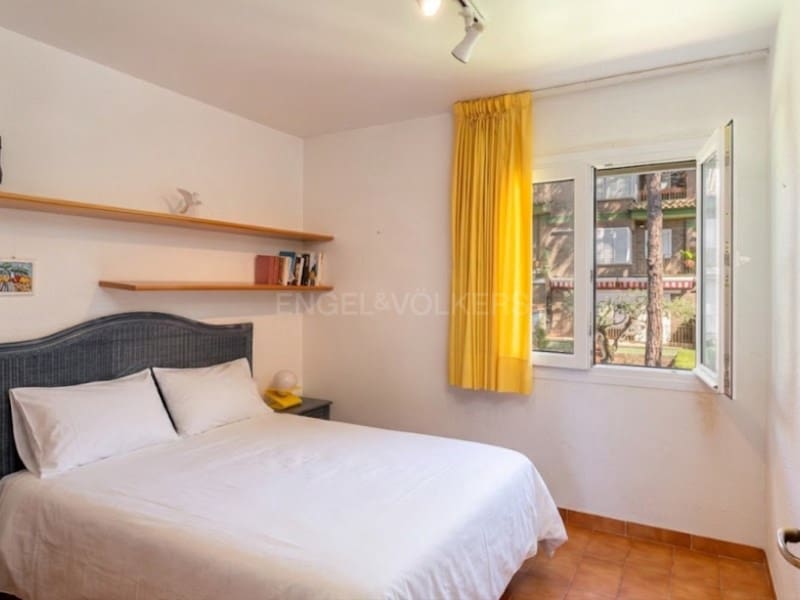 5 bedroom Townhouse for sale in Llafranc with pool garage - € 645,000 (Ref: 9831210)