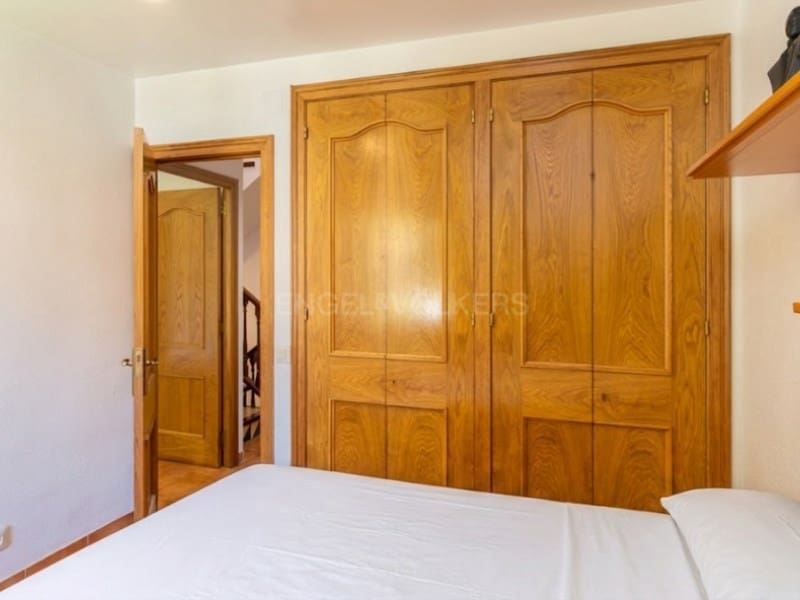 5 bedroom Townhouse for sale in Llafranc with pool garage - € 645,000 (Ref: 9831210)