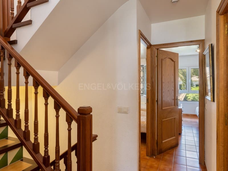 5 bedroom Townhouse for sale in Llafranc with pool garage - € 645,000 (Ref: 9831210)