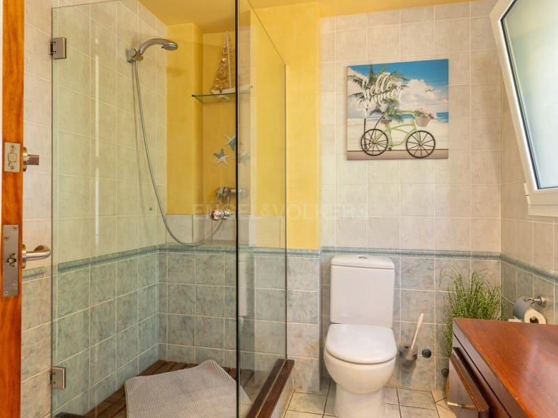5 bedroom Villa for sale in Mont-ras with pool garage - € 1,500,000 (Ref: 9831211)
