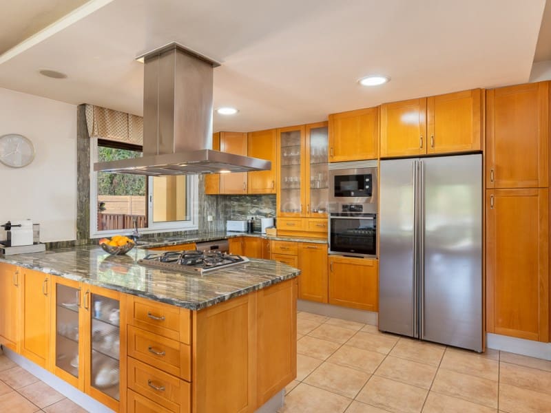 5 bedroom Villa for sale in Mont-ras with pool garage - € 1,500,000 (Ref: 9831211)
