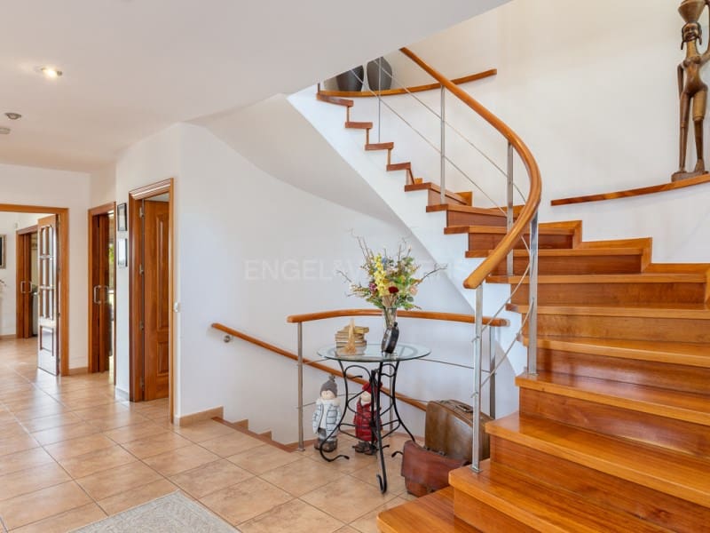 5 bedroom Villa for sale in Mont-ras with pool garage - € 1,500,000 (Ref: 9831211)