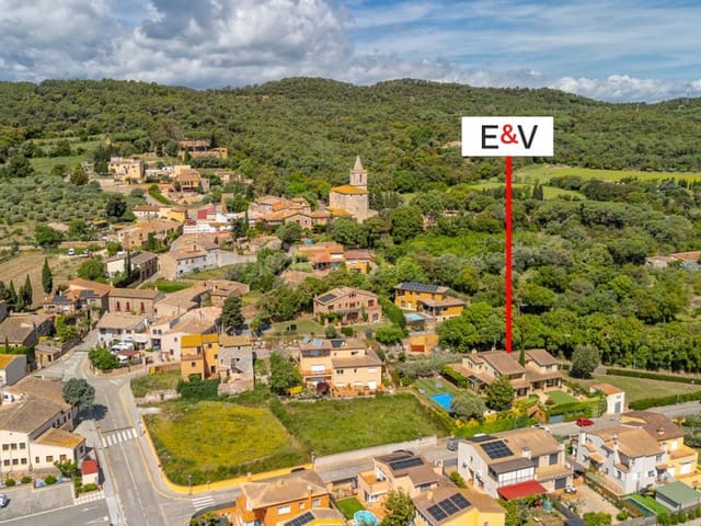 5 soveværelse Villa til salg i Mont-ras med swimmingpool garage - € 1.500.000 (Ref: 9831211)