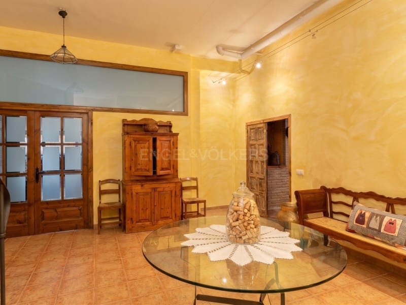 5 bedroom Villa for sale in Mont-ras with pool garage - € 1,500,000 (Ref: 9831211)