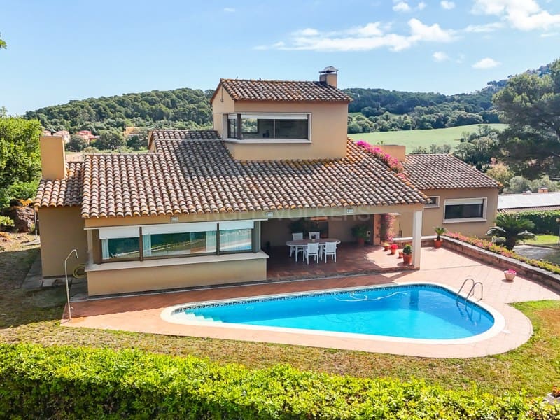6 bedroom Villa for sale in Pals with garage - € 1,750,000 (Ref: 9831212)
