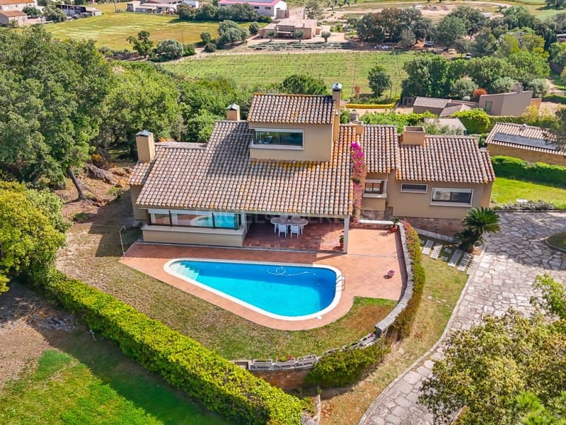 6 bedroom Villa for sale in Pals with garage - € 1,750,000 (Ref: 9831212)