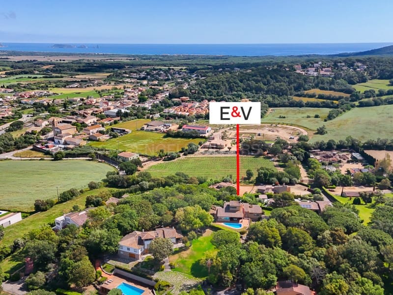 6 bedroom Villa for sale in Pals with garage - € 1,750,000 (Ref: 9831212)