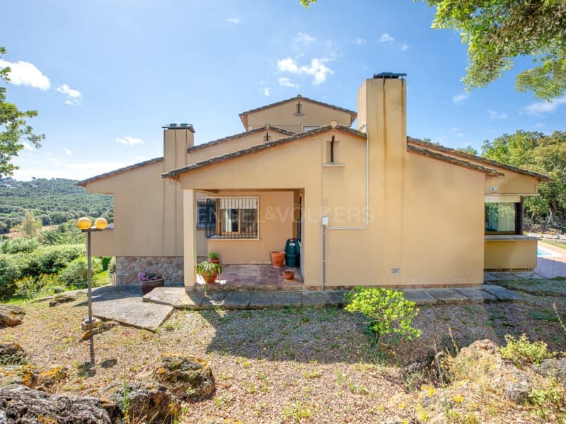 6 bedroom Villa for sale in Pals with garage - € 1,750,000 (Ref: 9831212)