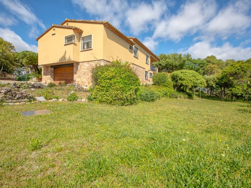 6 bedroom Villa for sale in Pals with garage - € 1,750,000 (Ref: 9831212)