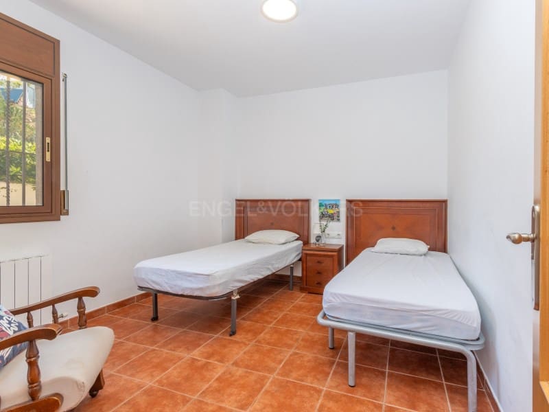 8 bedroom Villa for sale in Lloret de Mar with pool garage - € 495,000 (Ref: 9833696)