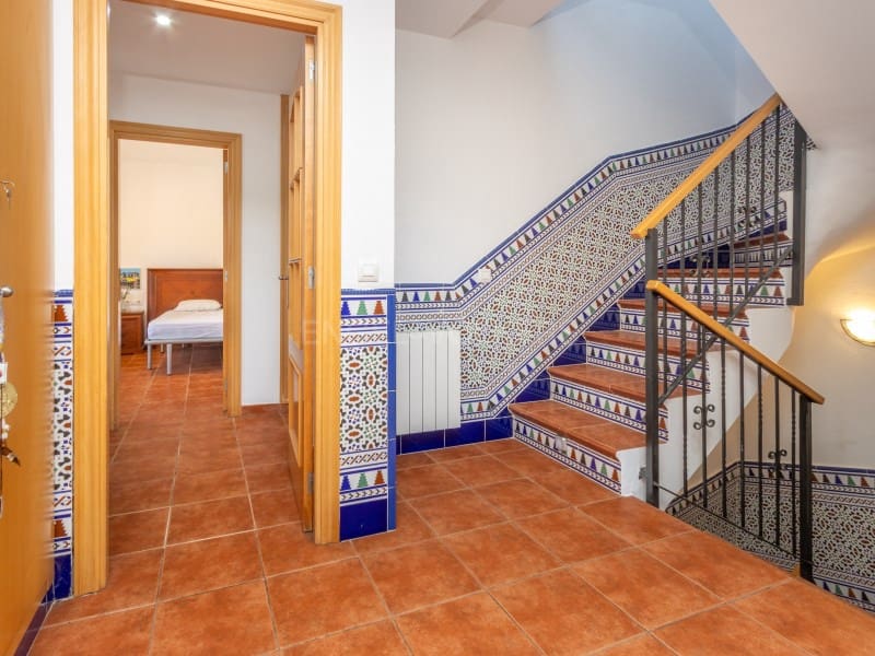 8 bedroom Villa for sale in Lloret de Mar with pool garage - € 495,000 (Ref: 9833696)