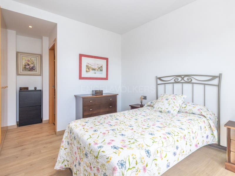 3 bedroom Flat for sale in Sils - € 225,000 (Ref: 9839286)