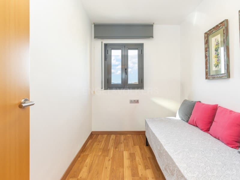 3 bedroom Flat for sale in Sils - € 225,000 (Ref: 9839286)